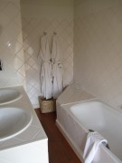 Bathroom Cleaning Checklist